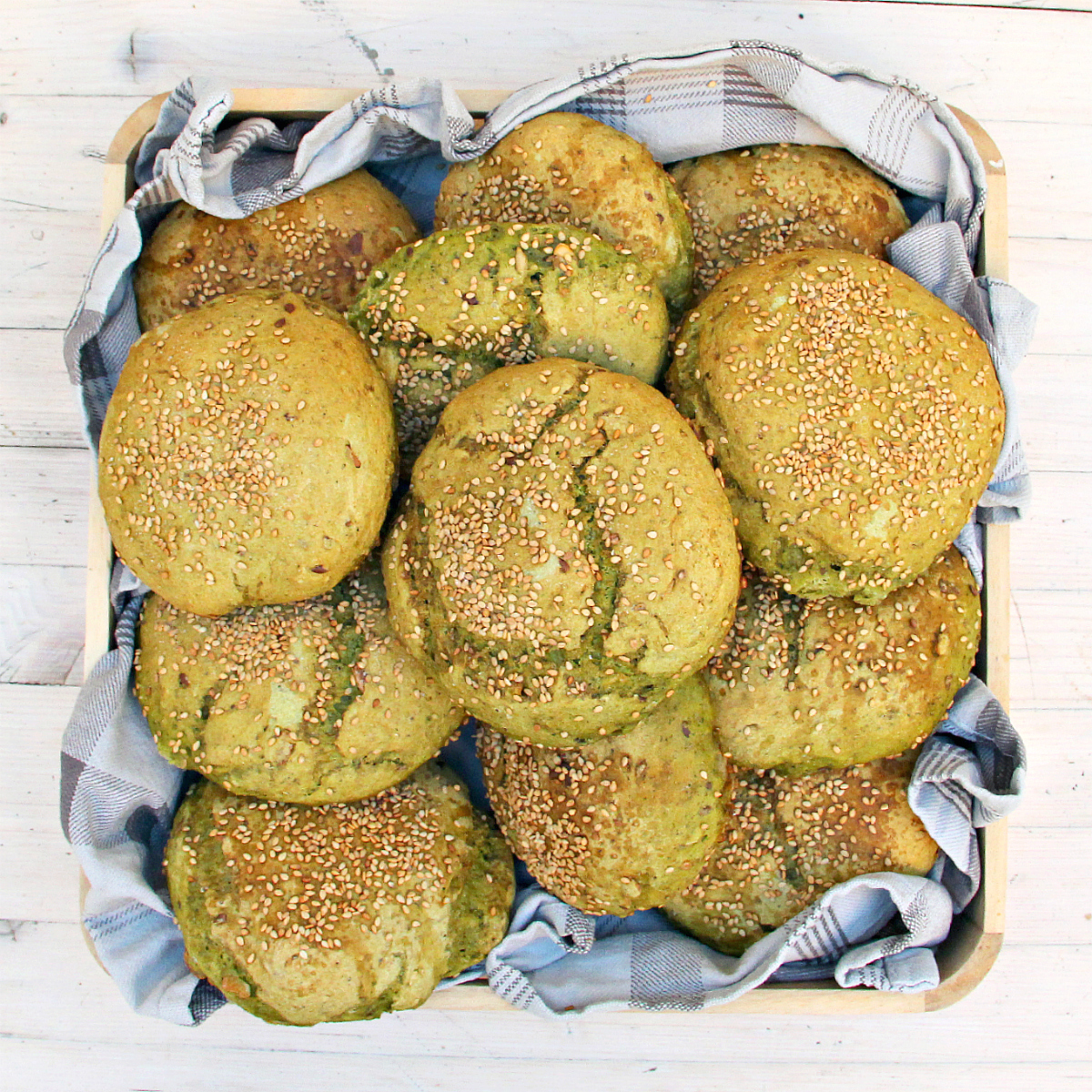 Vegan Spinach Buns - Popeye Buns - The Vegan Eskimo