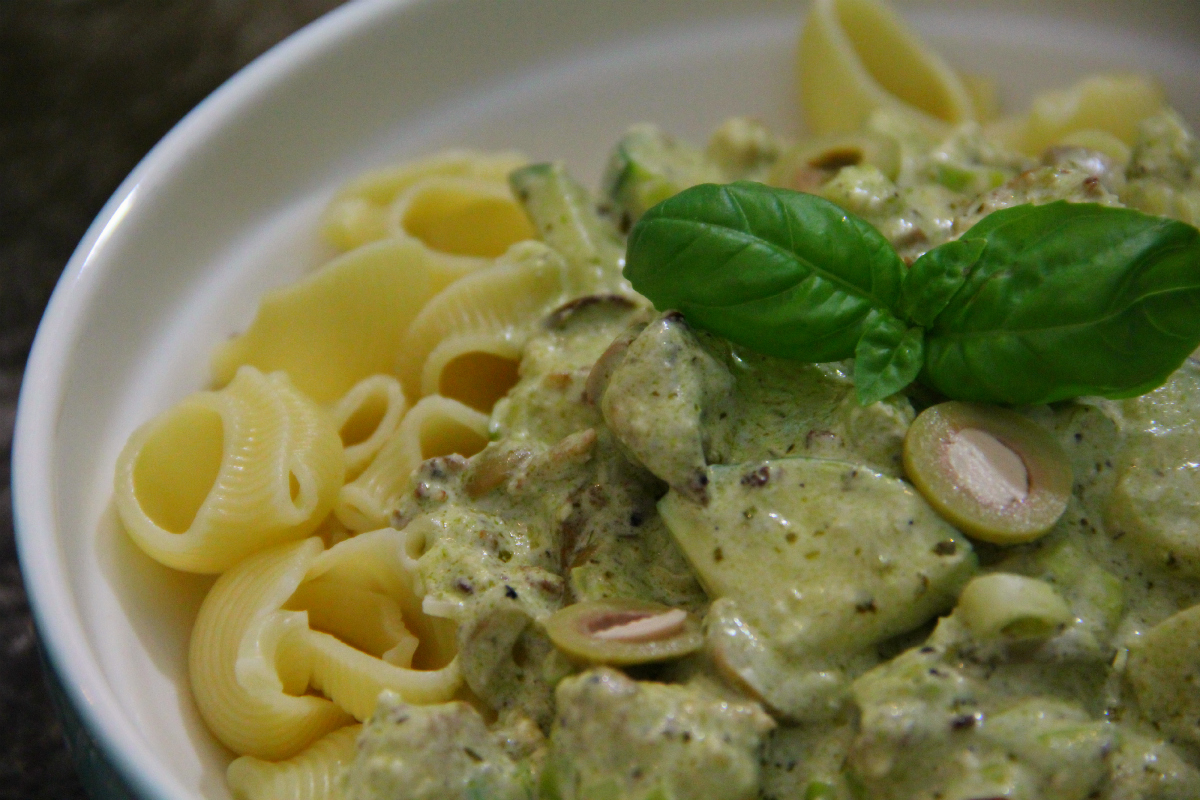 Pasta with Creamy Vegan Olive Pesto Sauce - The Vegan Eskimo