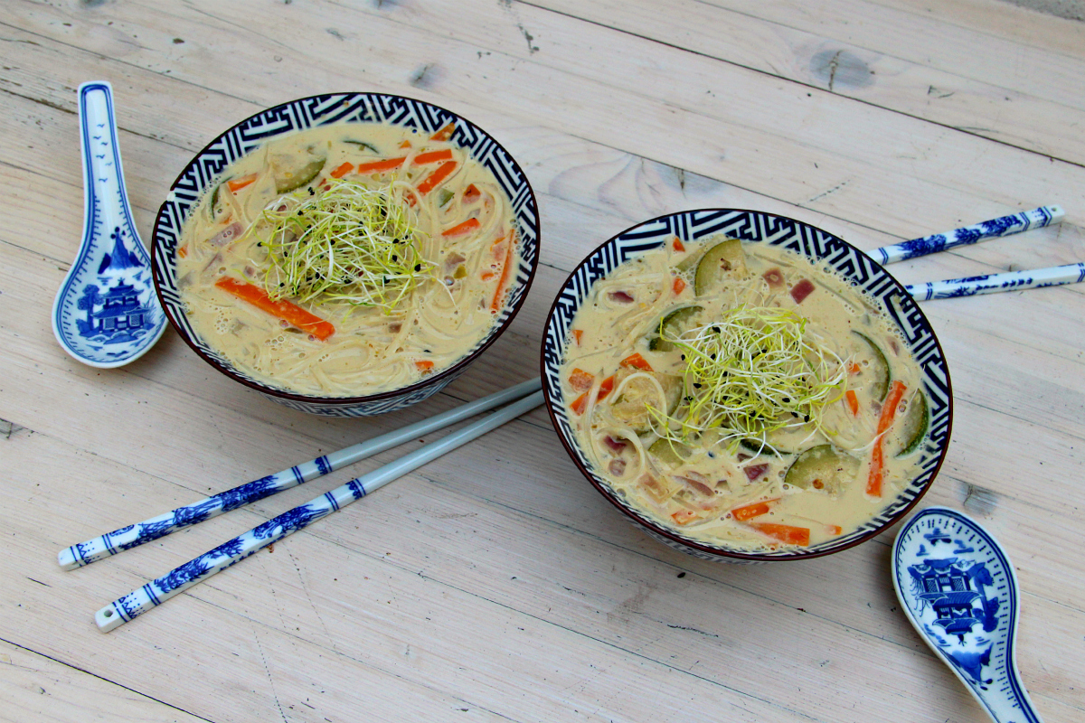 Rice Noodle Coconut Green Curry Soup - The Vegan Eskimo