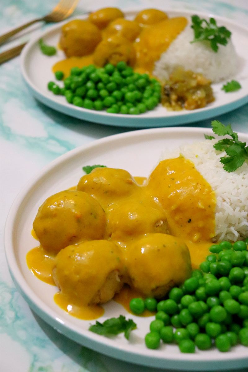 Vegan Curried Balls & Rice / Boller I Karry - The Vegan Eskimo