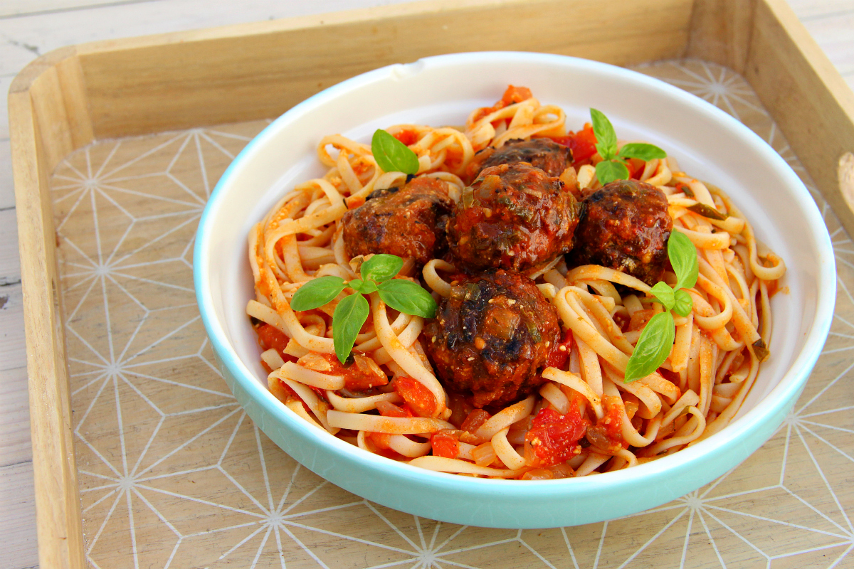 Vegan Spaghetti Meatless Meatballs - The Vegan Eskimo