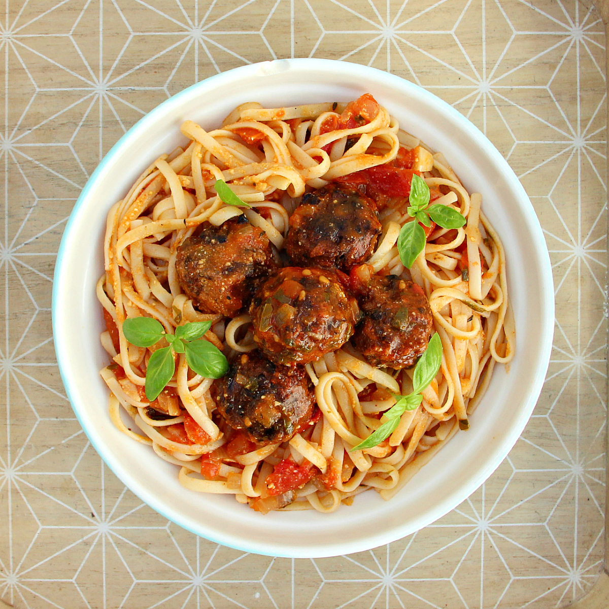 Vegan Spaghetti Meatless Meatballs - The Vegan Eskimo