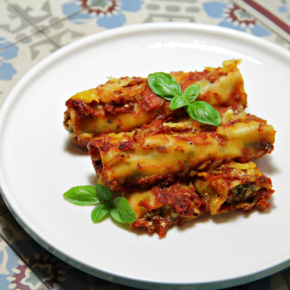 Vegan Spinach 'Ricotta' Cannelloni - The Vegan Eskimo