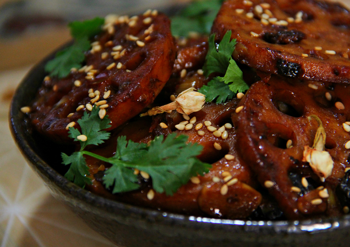 Jasmine Green Tea Braised Lotus Pods - The Vegan Eskimo