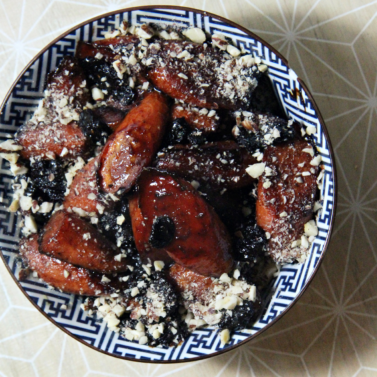 Oven Glazed Carrots & Raisins - The Vegan Eskimo