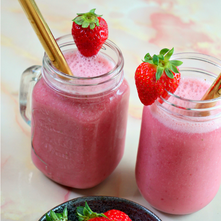 Vegan Strawberry Milkshake - The Vegan Eskimo