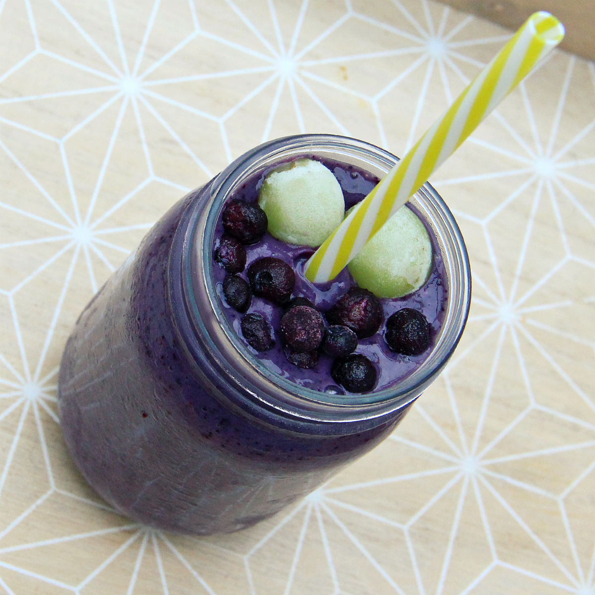 Purple Wild Blueberry Smoothie - The Vegan Eskimo