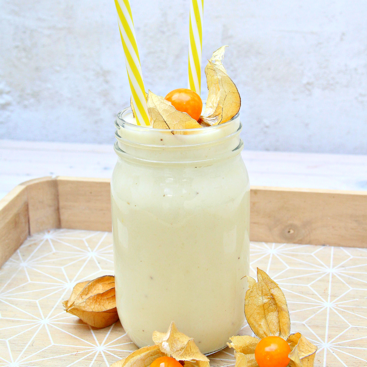 White Golden Honeydew Melon Smoothie - The Vegan Eskimo